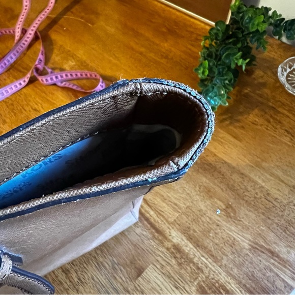 Michael Kors Tan Saffiano Leather Shoulder Bag - Picture 9 of 10